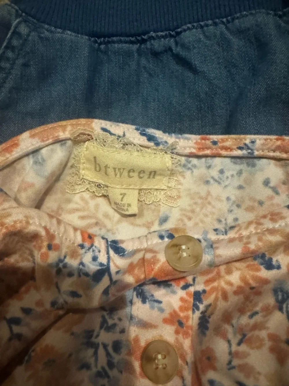 btween Peach Floral Ruffle Sleeve Top with Blue Denim Shorts Set - Picture 7 of 8